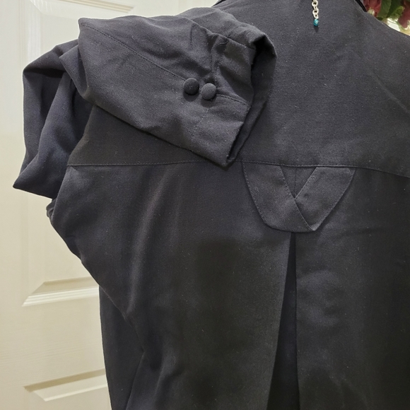 Blazer - Picture 7 of 9